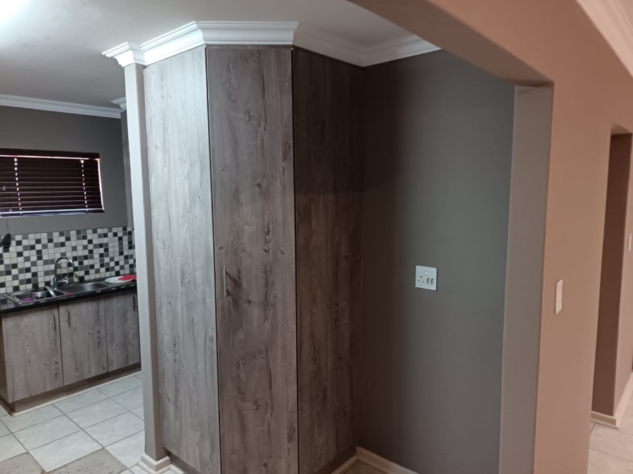 To Let 3 Bedroom Property for Rent in Spitskop SH Free State